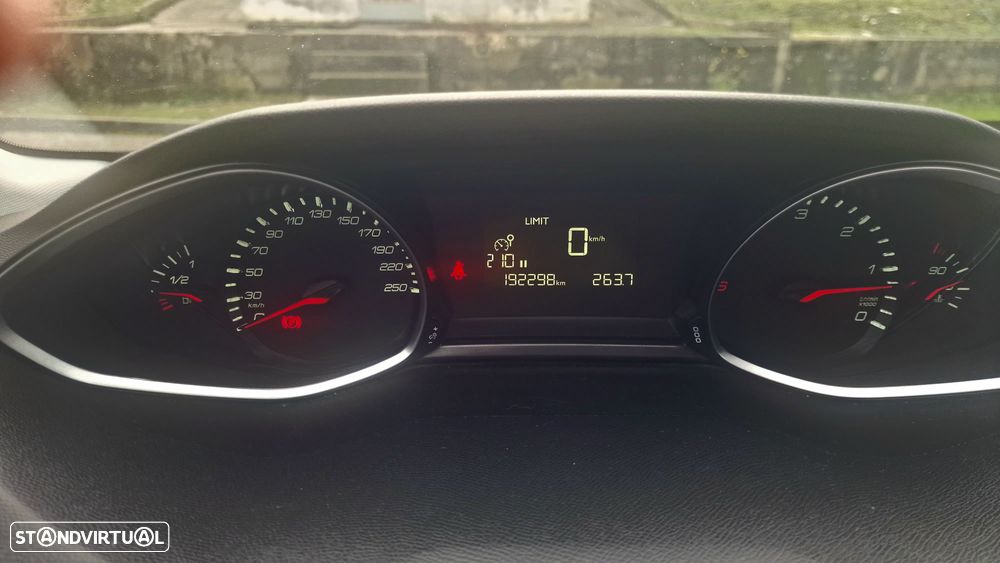 Peugeot 308 1.5 BlueHDi Style - 17