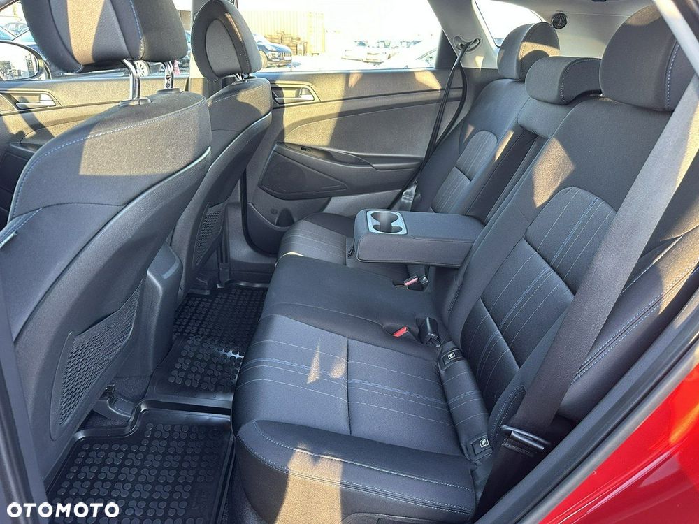 Hyundai Tucson 1.6 GDi 2WD Pure - 23