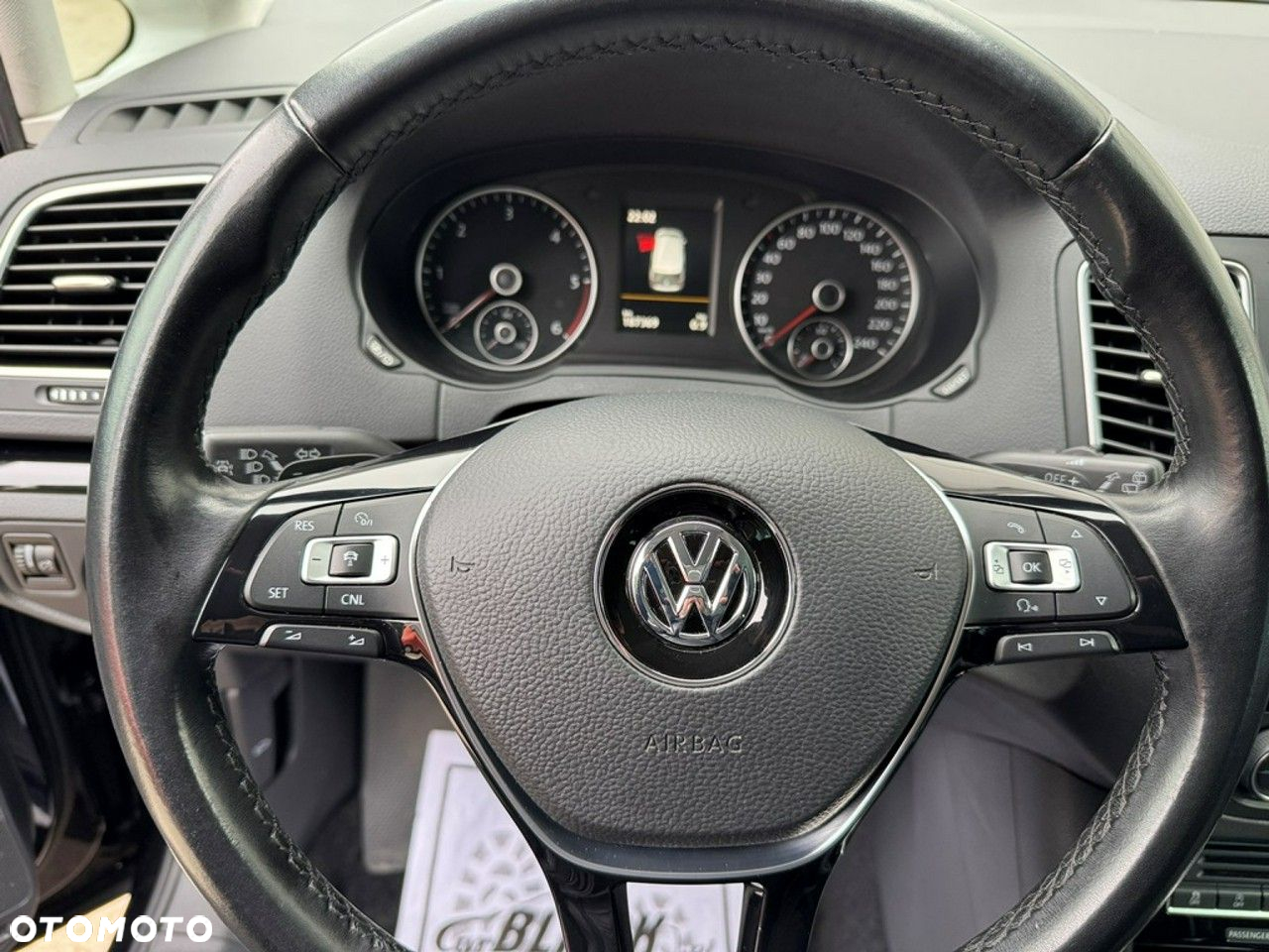 Volkswagen Sharan - 11