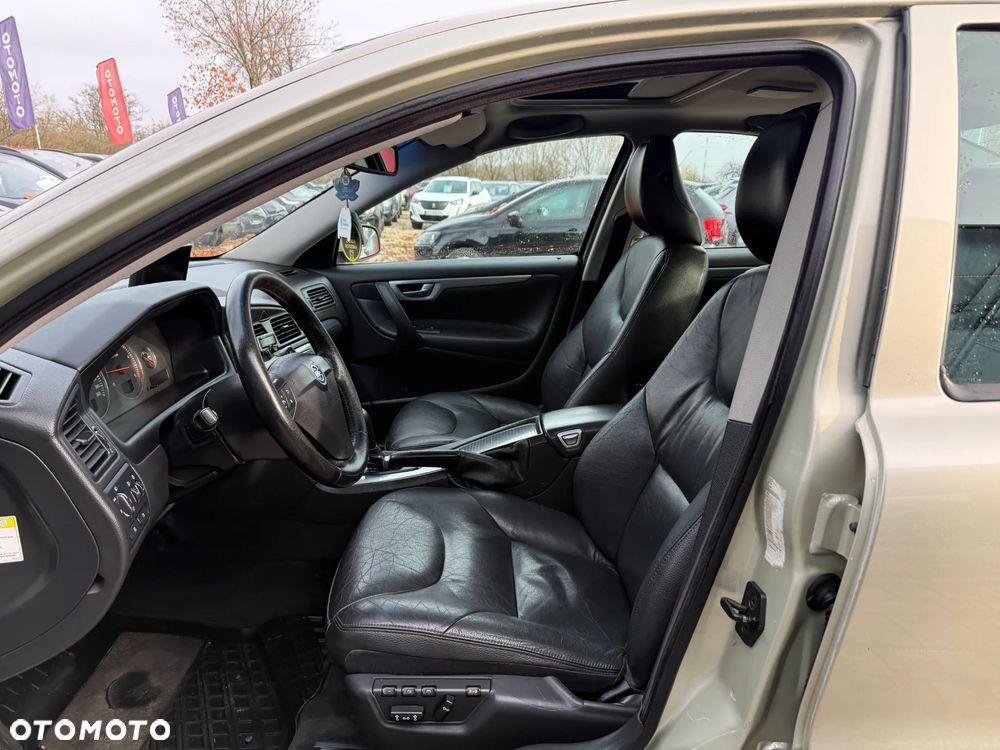 Volvo S60 2.4D5 Rubin - 21