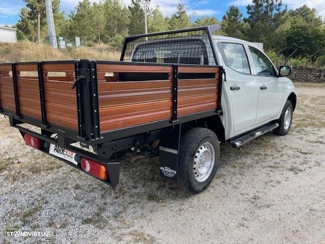 Mitsubishi L200 2.3 DI-D CD Invite 4WD - 7