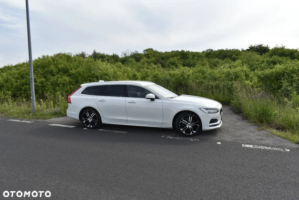 Volvo V90 D4 Momentum Pro - 38
