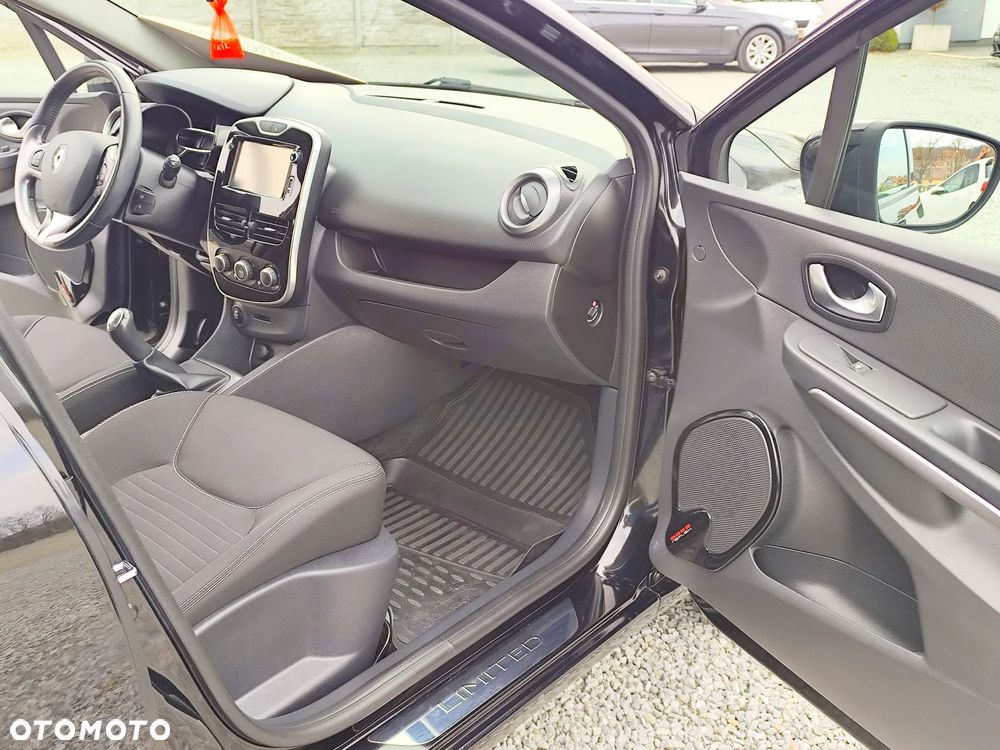 Renault Clio 1.2 16V 75 LIMITED - 24