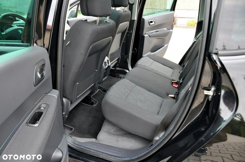 Peugeot 3008 - 21