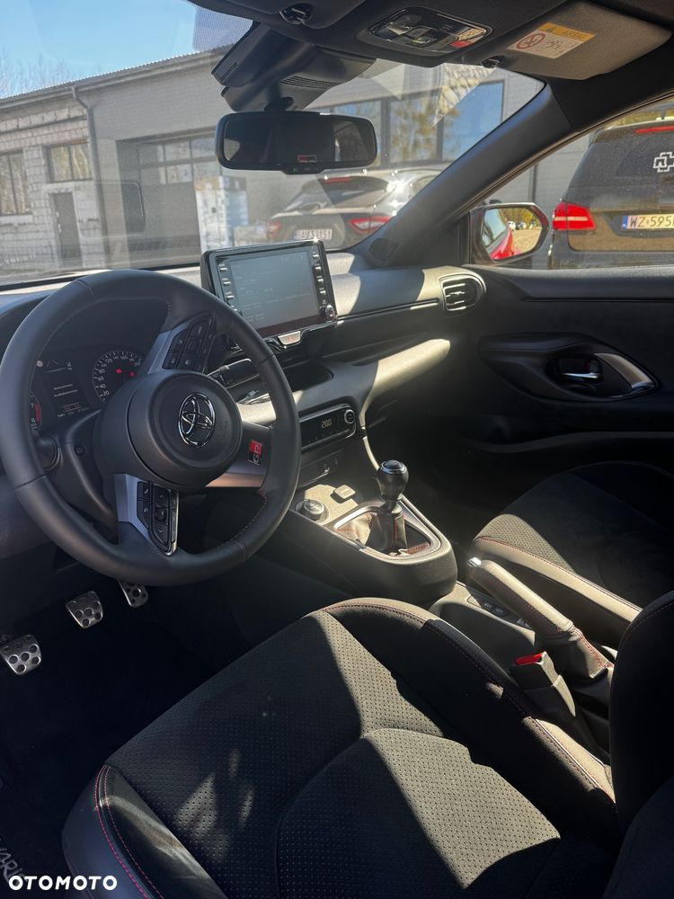 Toyota GR Yaris - 12