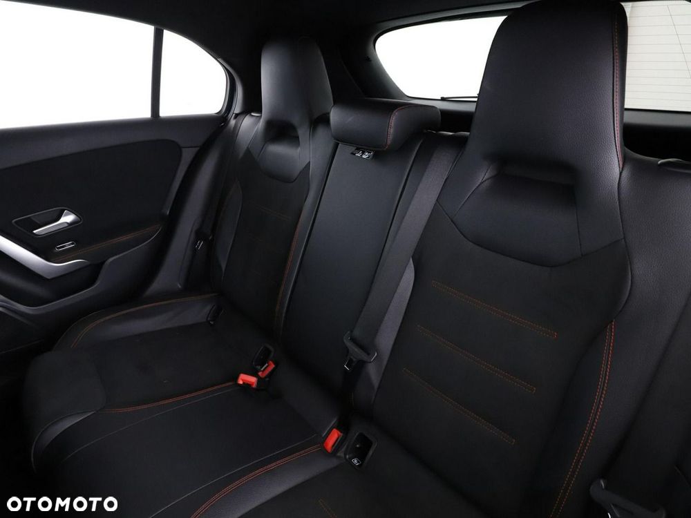 Mercedes-Benz Klasa A 180 7G-DCT Edition AMG Line - 18