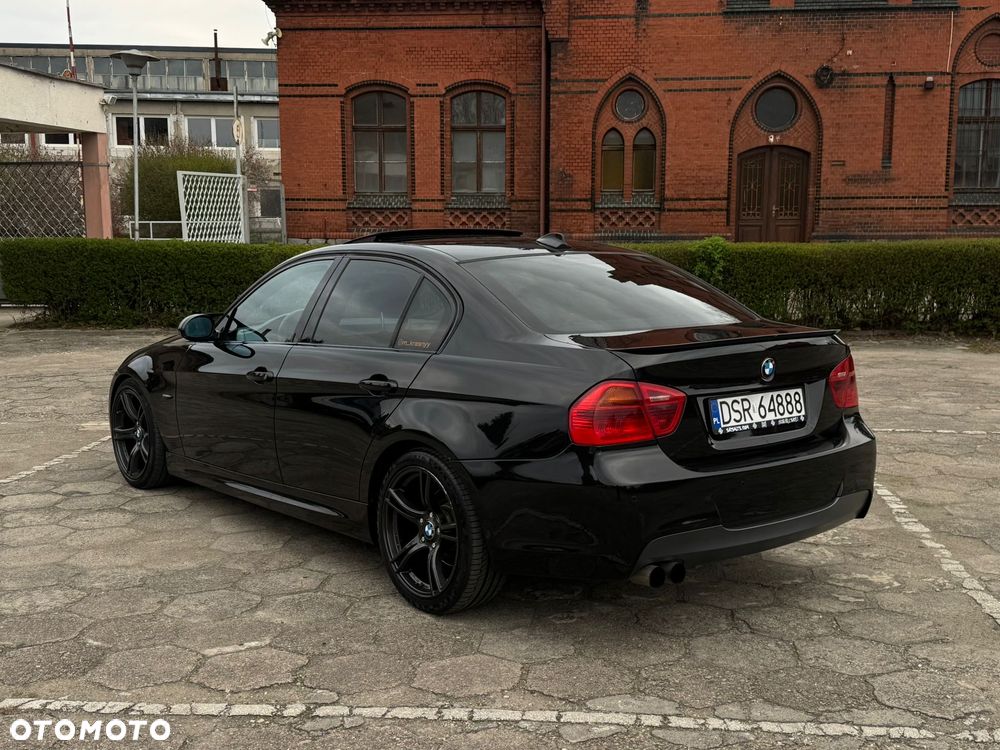 BMW Seria 3 325i - 3
