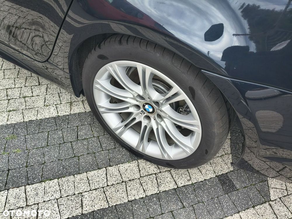 BMW Seria 5 - 29