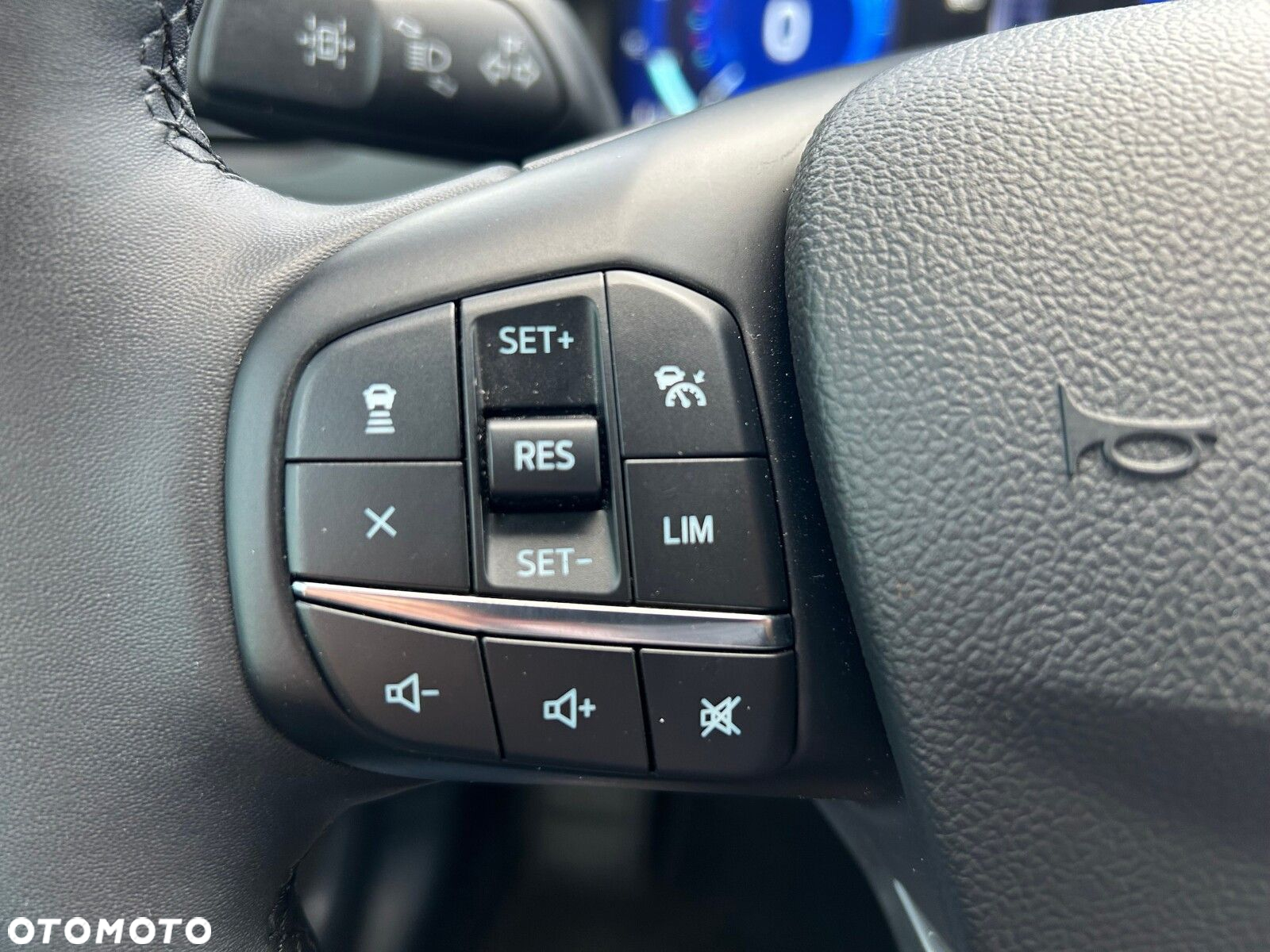 Ford Kuga 1.5 EcoBoost FWD Titanium X - 20