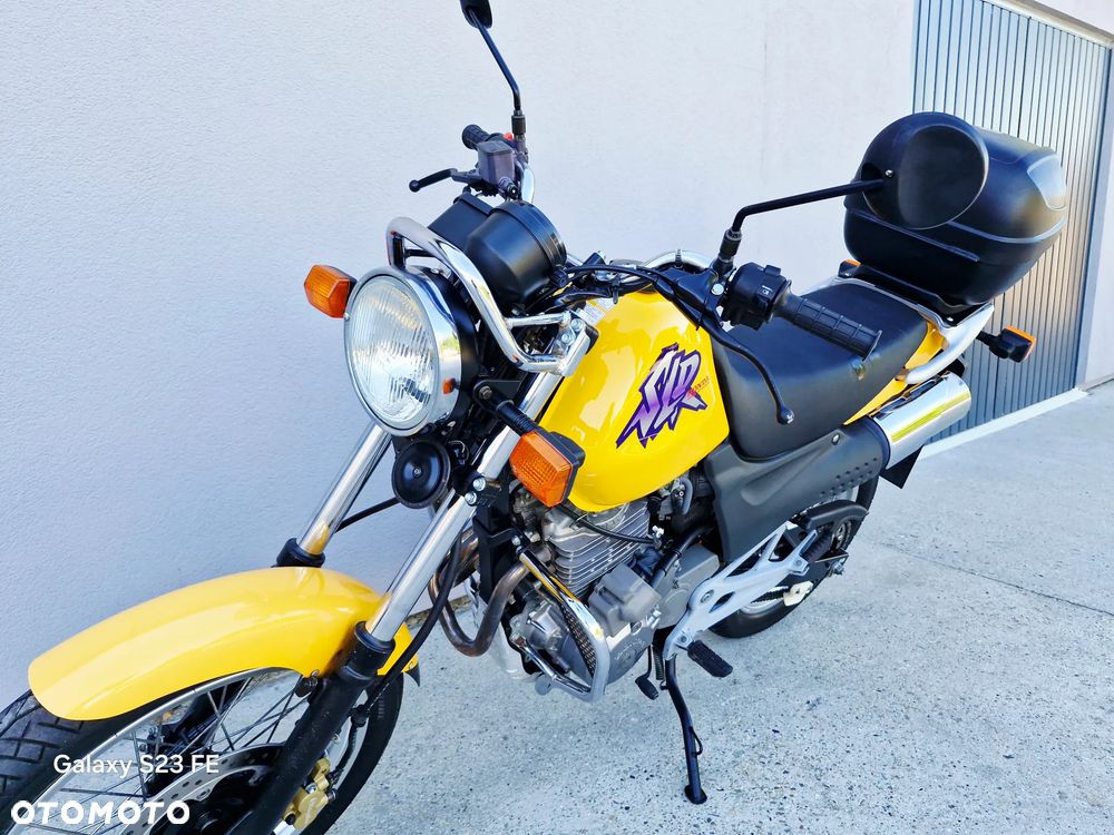 Honda XL - 19