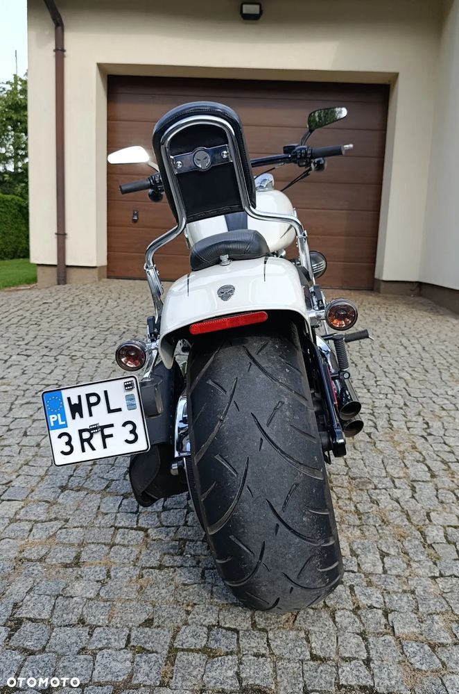 Harley-Davidson FXSB Breakout - 9