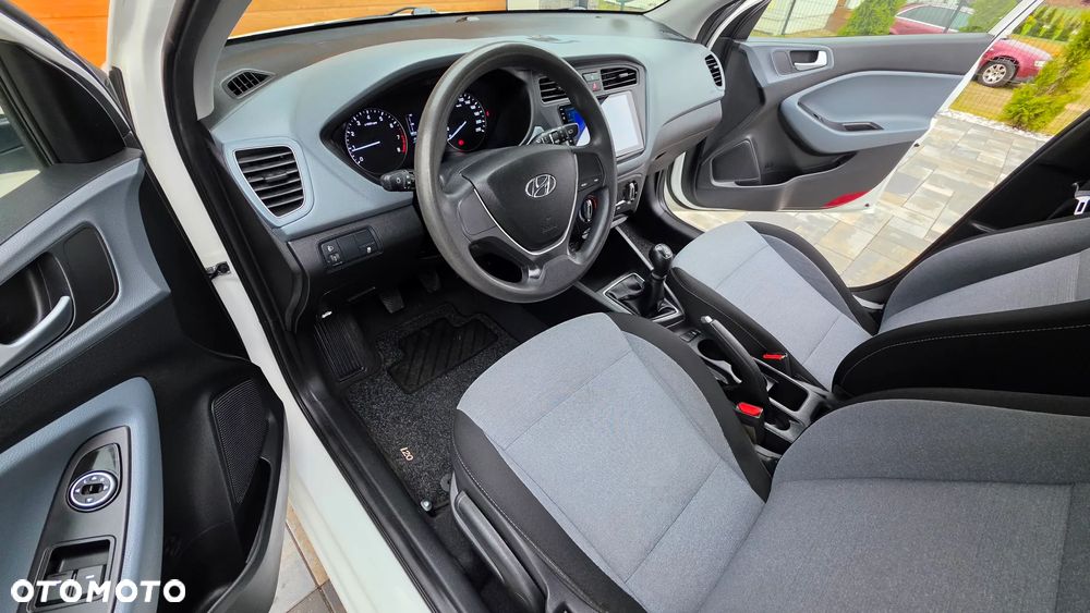 Hyundai i20 1.2 Intro Edition - 8