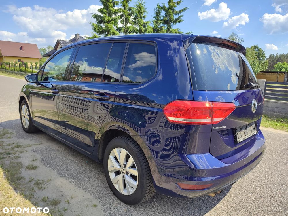 Volkswagen Touran 2.0 TDI SCR (BlueMotion Technology) Comfortline - 4
