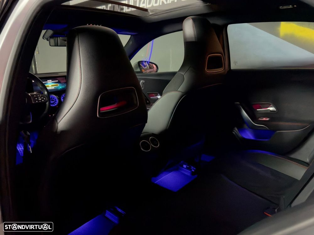 Mercedes-Benz A 180 7G-DCT AMG Line - 19