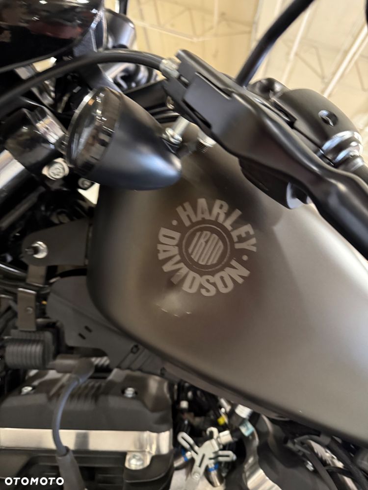 Harley-Davidson Sportster Iron 883 - 7