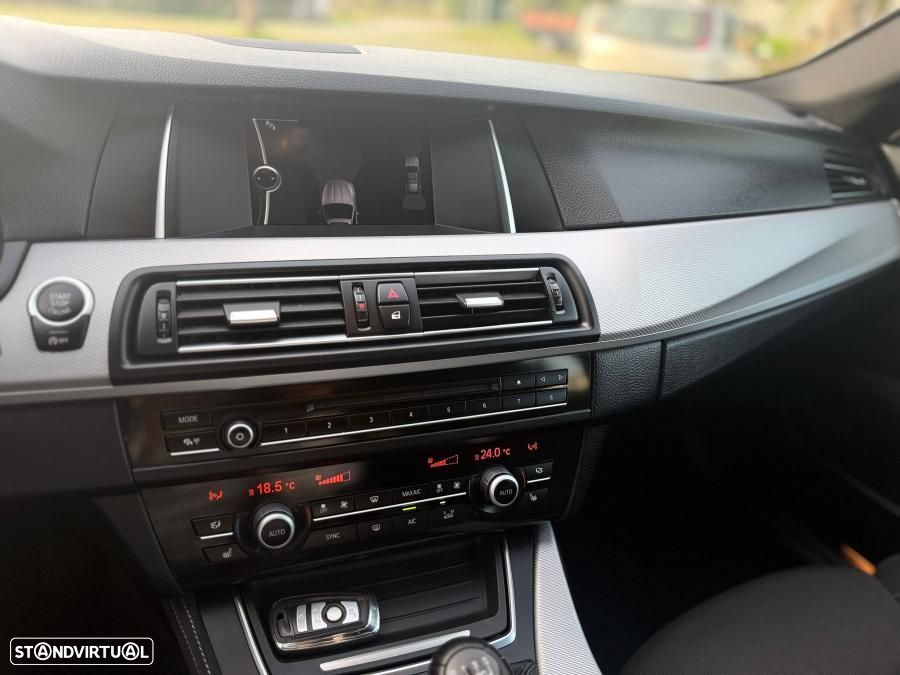 BMW 520 d Pack M - 12