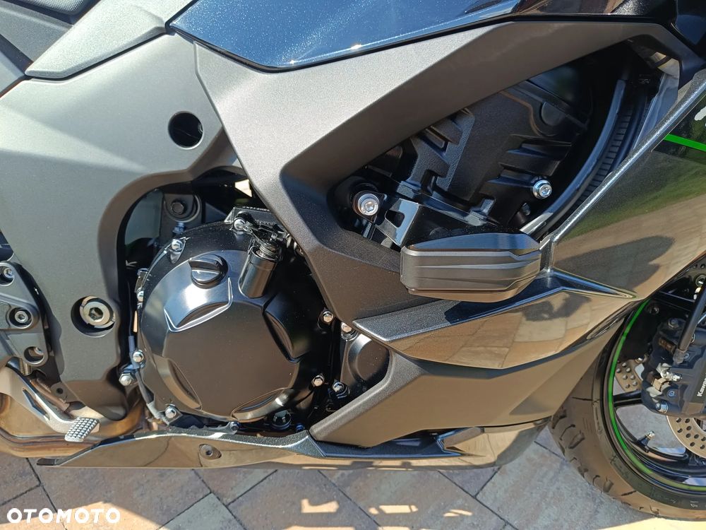 Kawasaki Ninja 1000 SX - 20