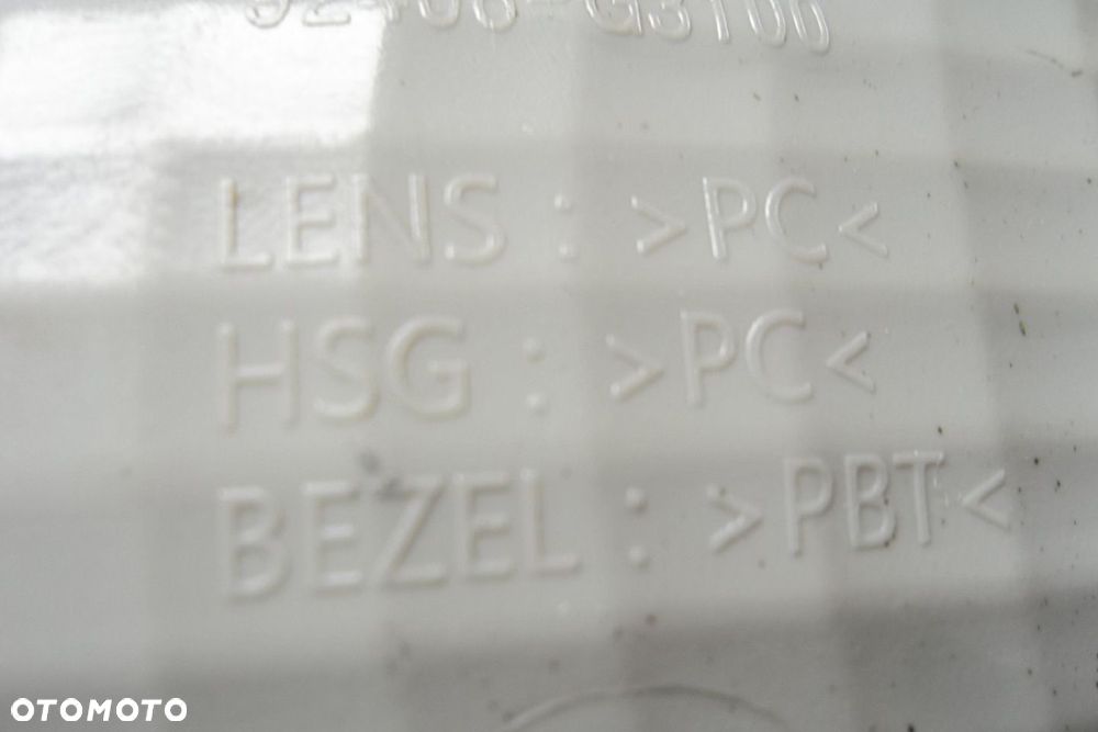 Lampa tylna prawa w zderzak HYUNDAI i30 - 5