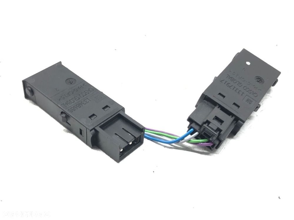 GNIAZDO USB  OPEL ASTRA J (P10) 2009 - 2015 1.6 Turbo (68) 132 kW [180 KM] benzyna 2009 - 2015 - 2