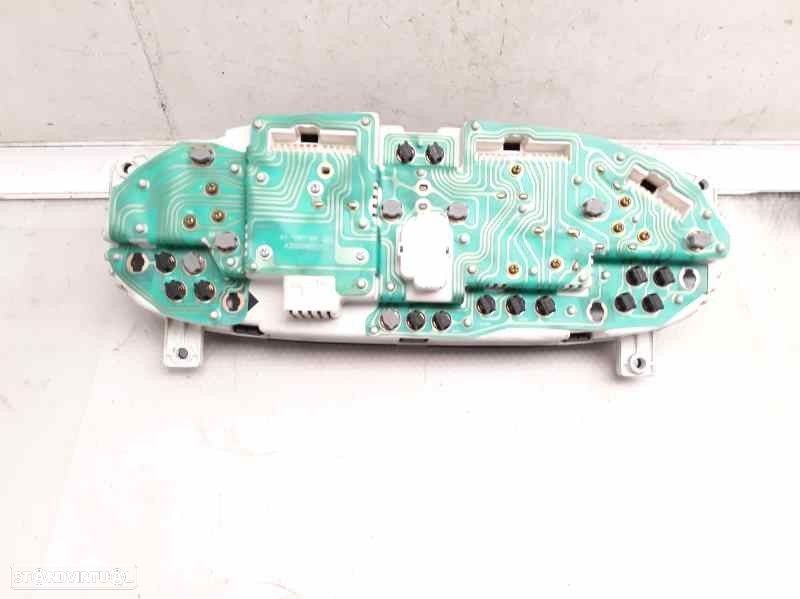 QUADRANTE HYUNDAI H-1 FURGÃO 2002 - 4