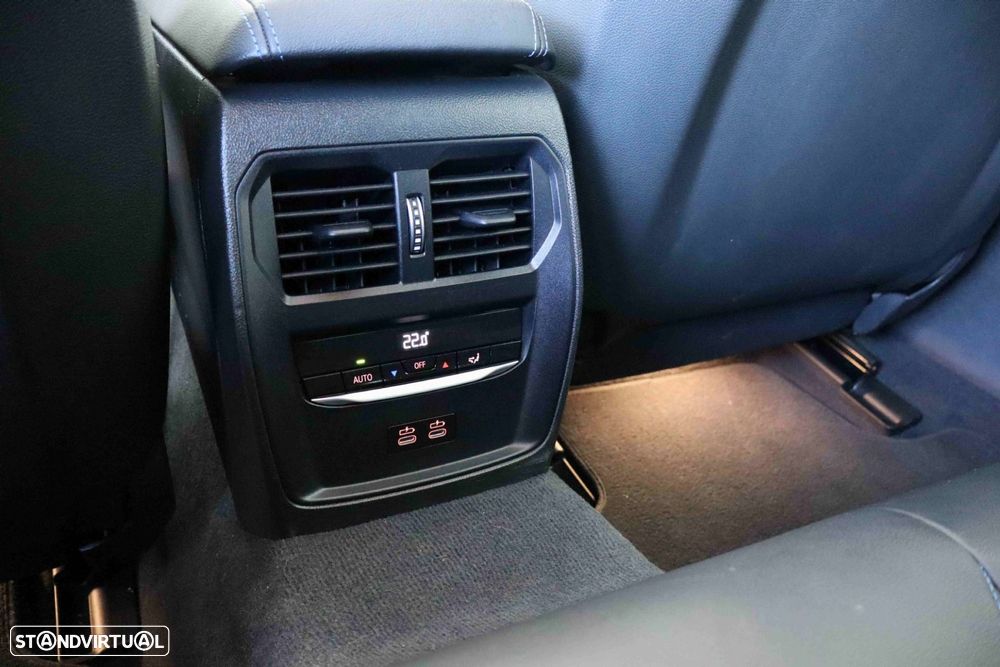 BMW i4 eDrive40 Pack Desportivo M - 58