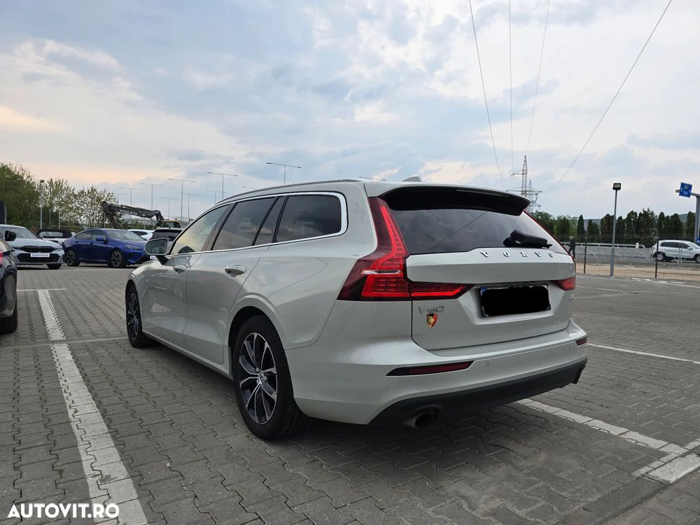 Volvo V60 D4 Momentum - 3