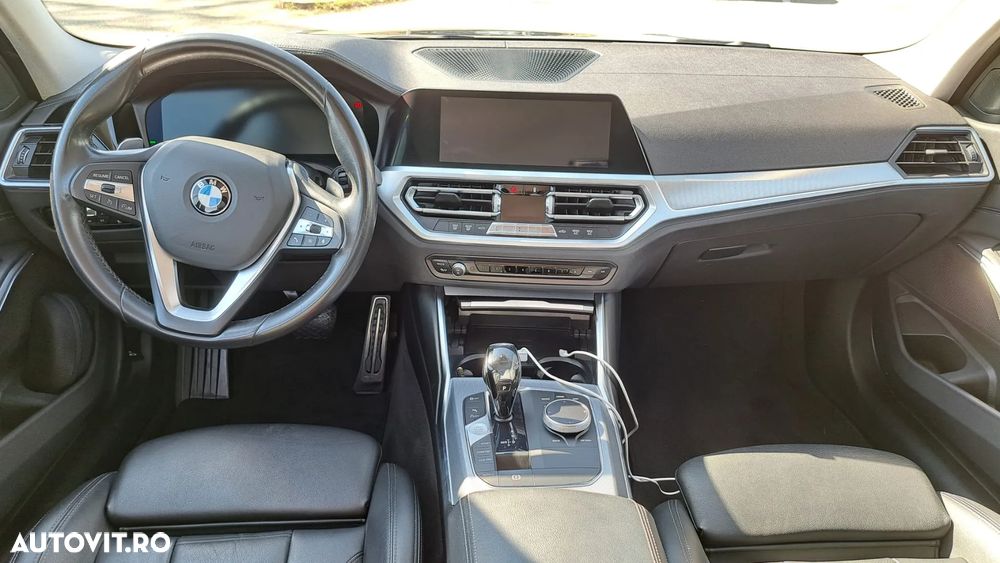 BMW Seria 3 320d Aut. Luxury Line - 10