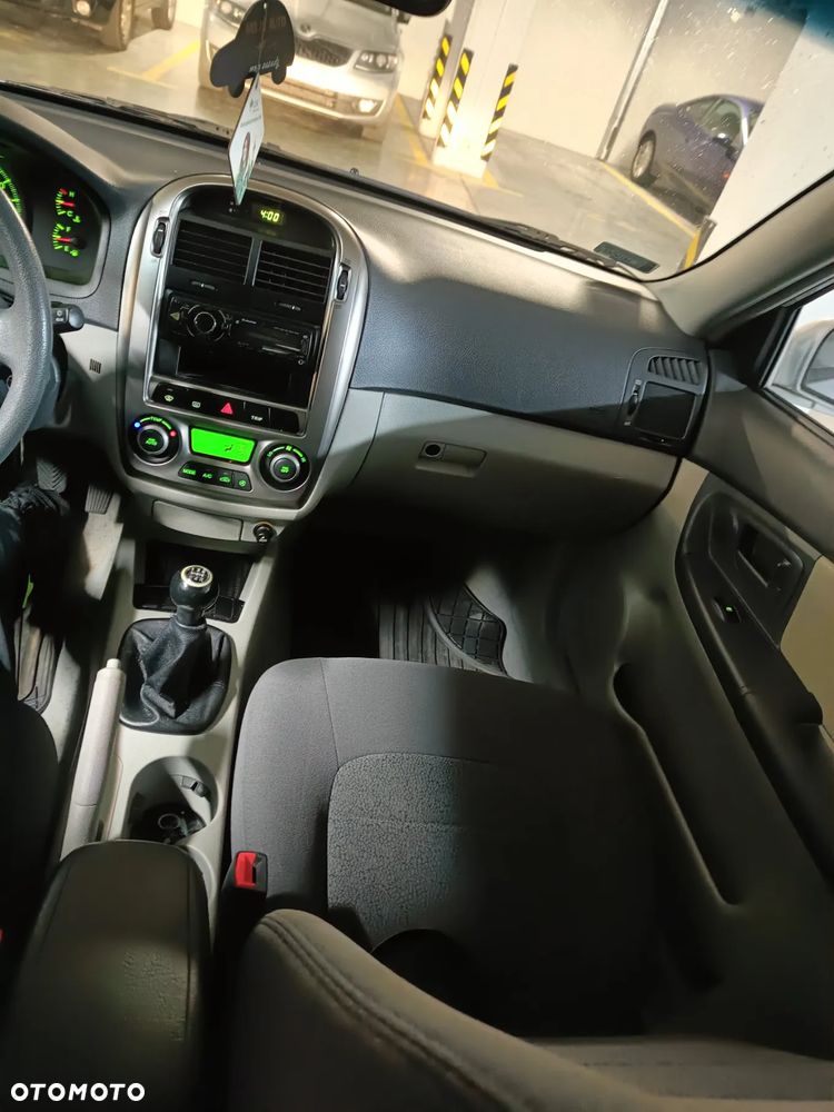 Kia Cerato - 12
