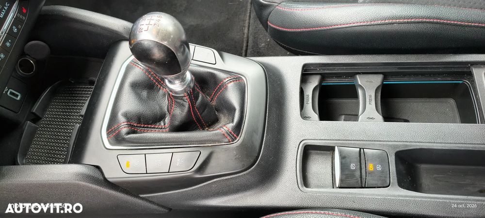 Ford Focus - 19