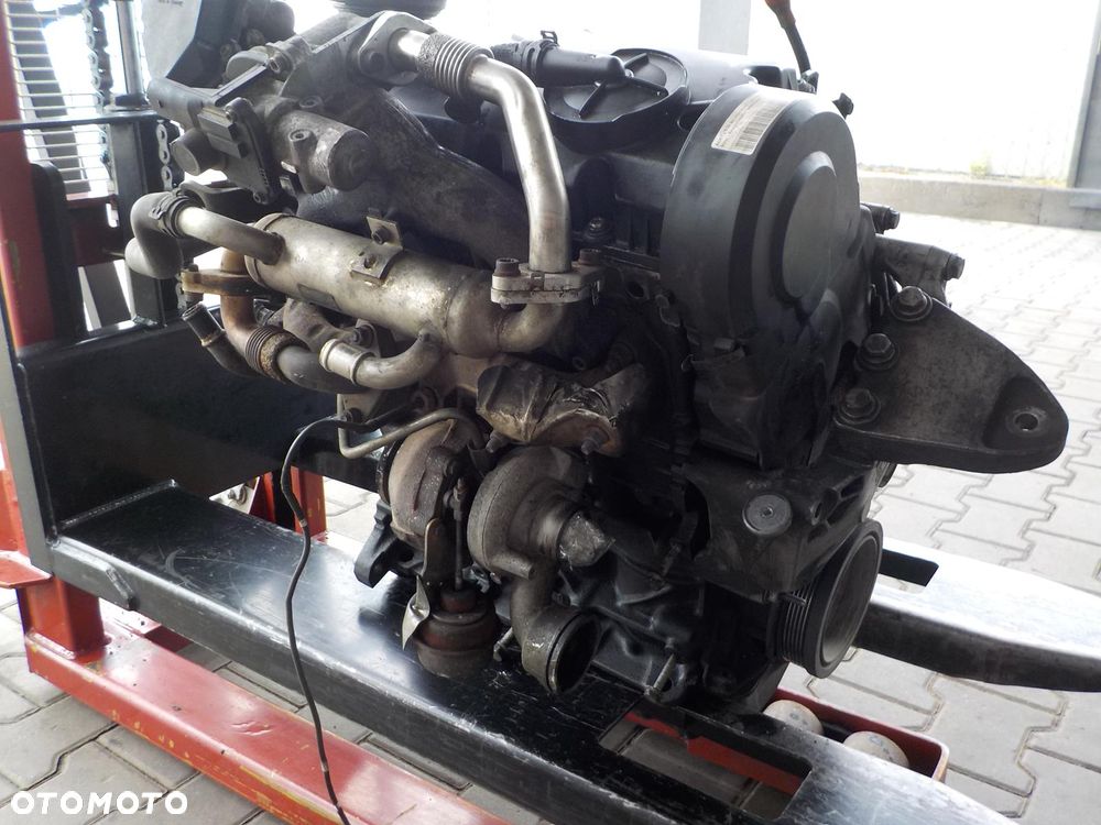 VW T5 1.9 TDI SILNIK BRR BRS  WTRYSKI TURBO KOLEKTORY SPRAWNY - 8