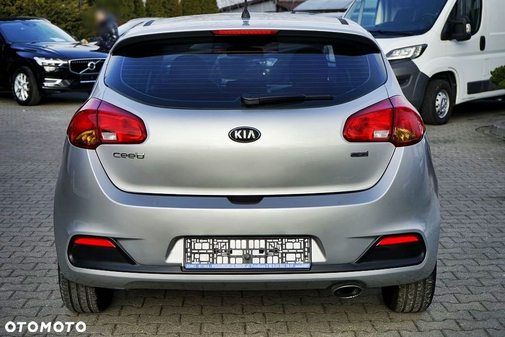 Kia Ceed - 7