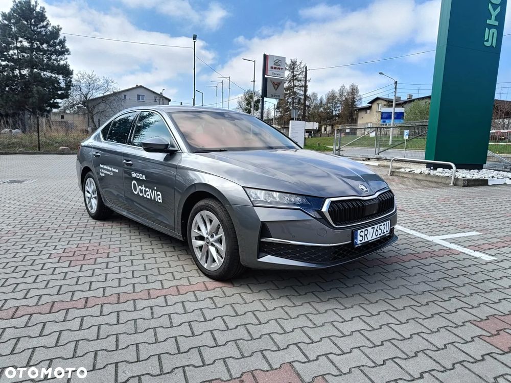 Skoda Octavia 1.5 TSI mHEV Selection DSG - 3