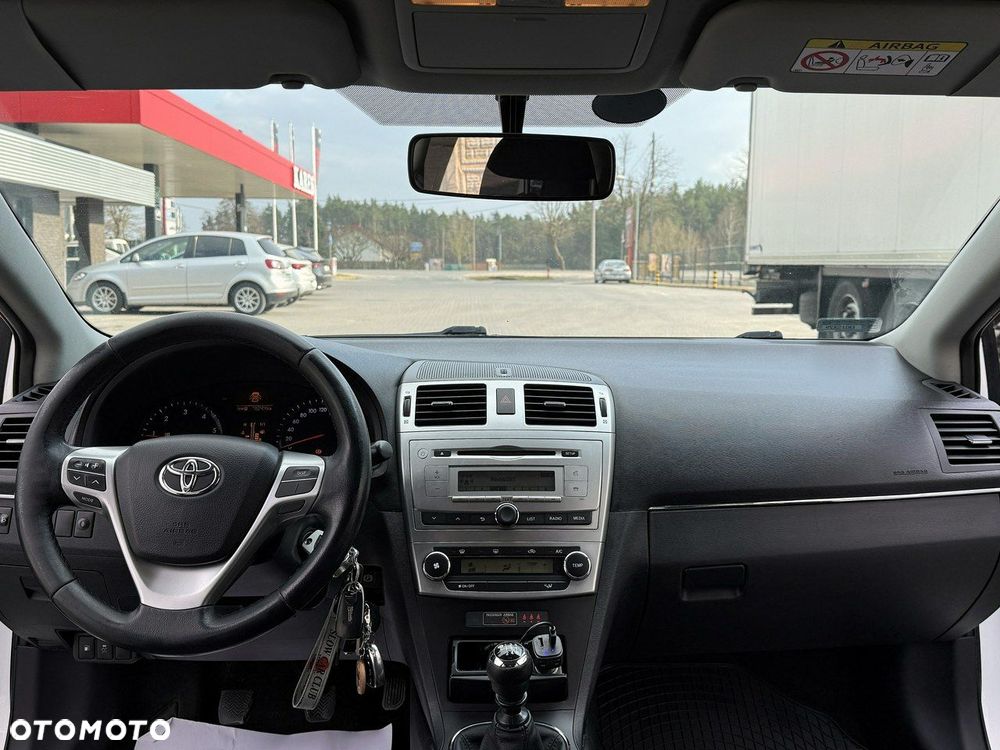 Toyota Avensis 2.0 D-4D Active - 5