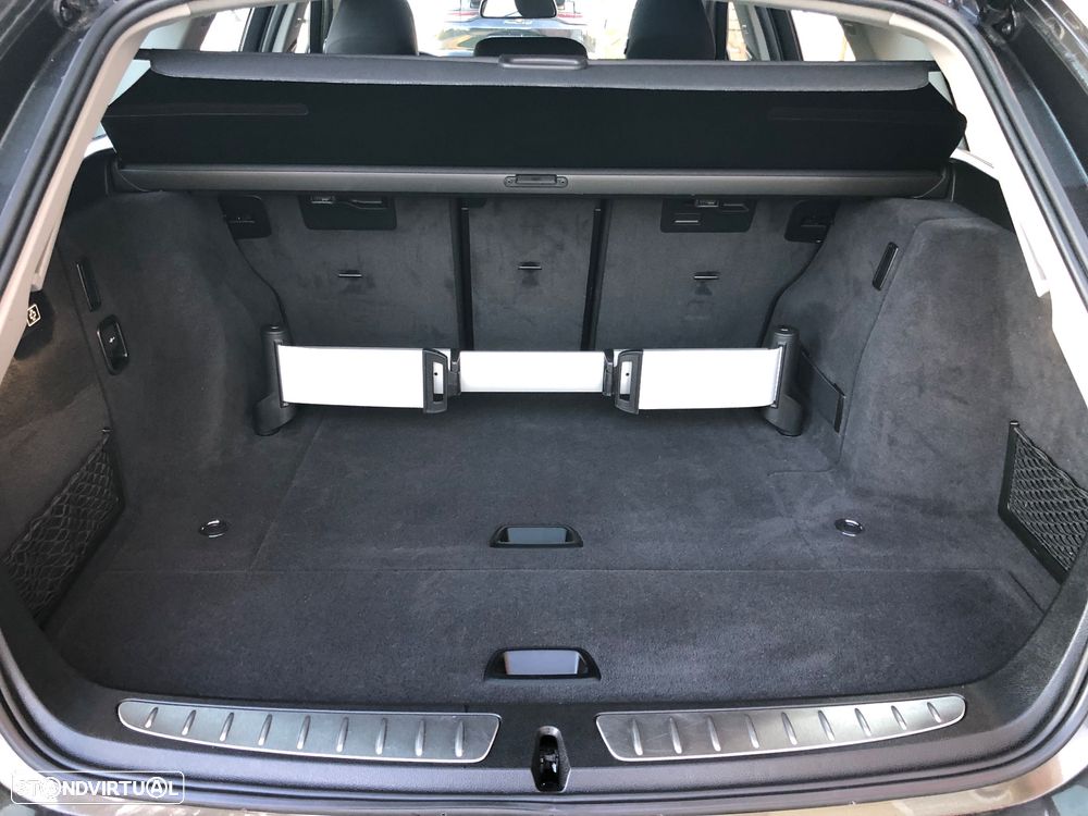 BMW 320 d Touring Aut. Efficient Dynamics Edition Sport Line - 16