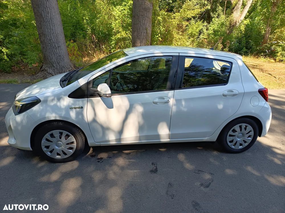 Toyota Yaris ver-1-5-l-vvt--ie-multidrive-s-active - 4