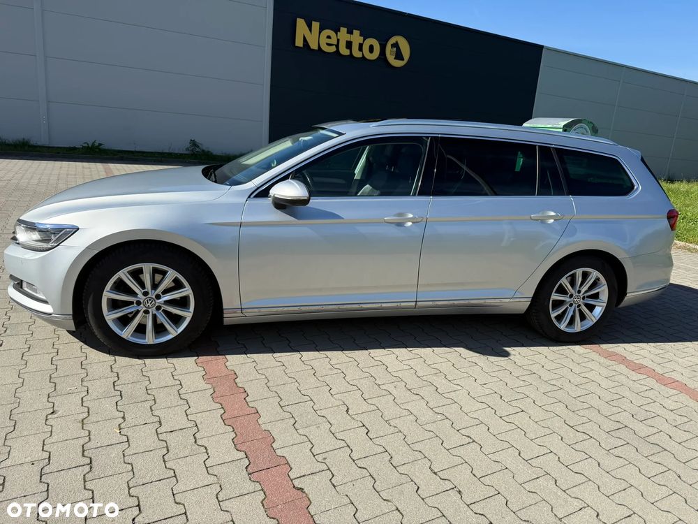 Volkswagen Passat - 8