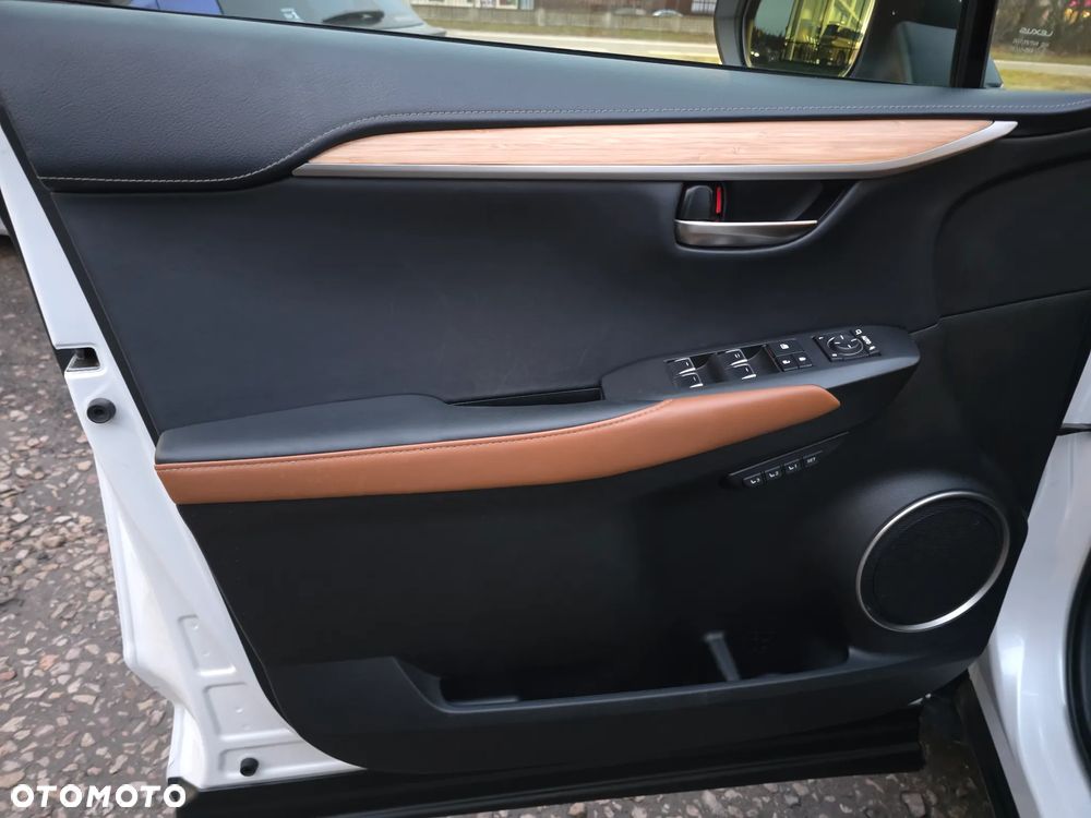 Używany Lexus NX 2017 - 129 999 PLN, 127 000 km - Otomoto.pl