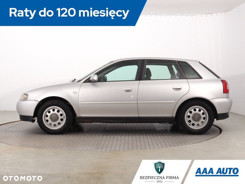 Audi A3 Sportback - 3