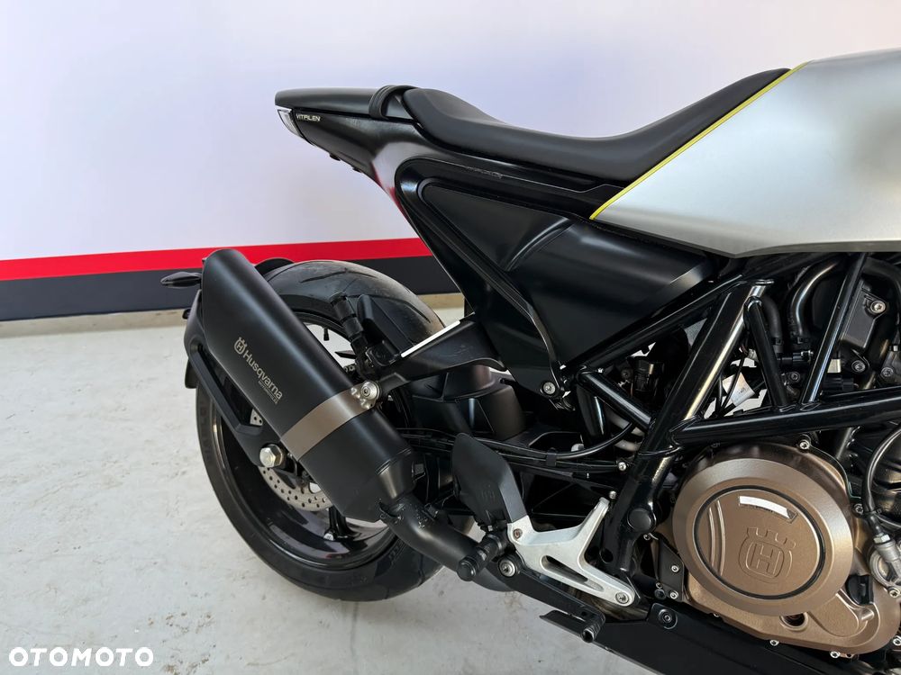 Husqvarna Vitpilen - 20