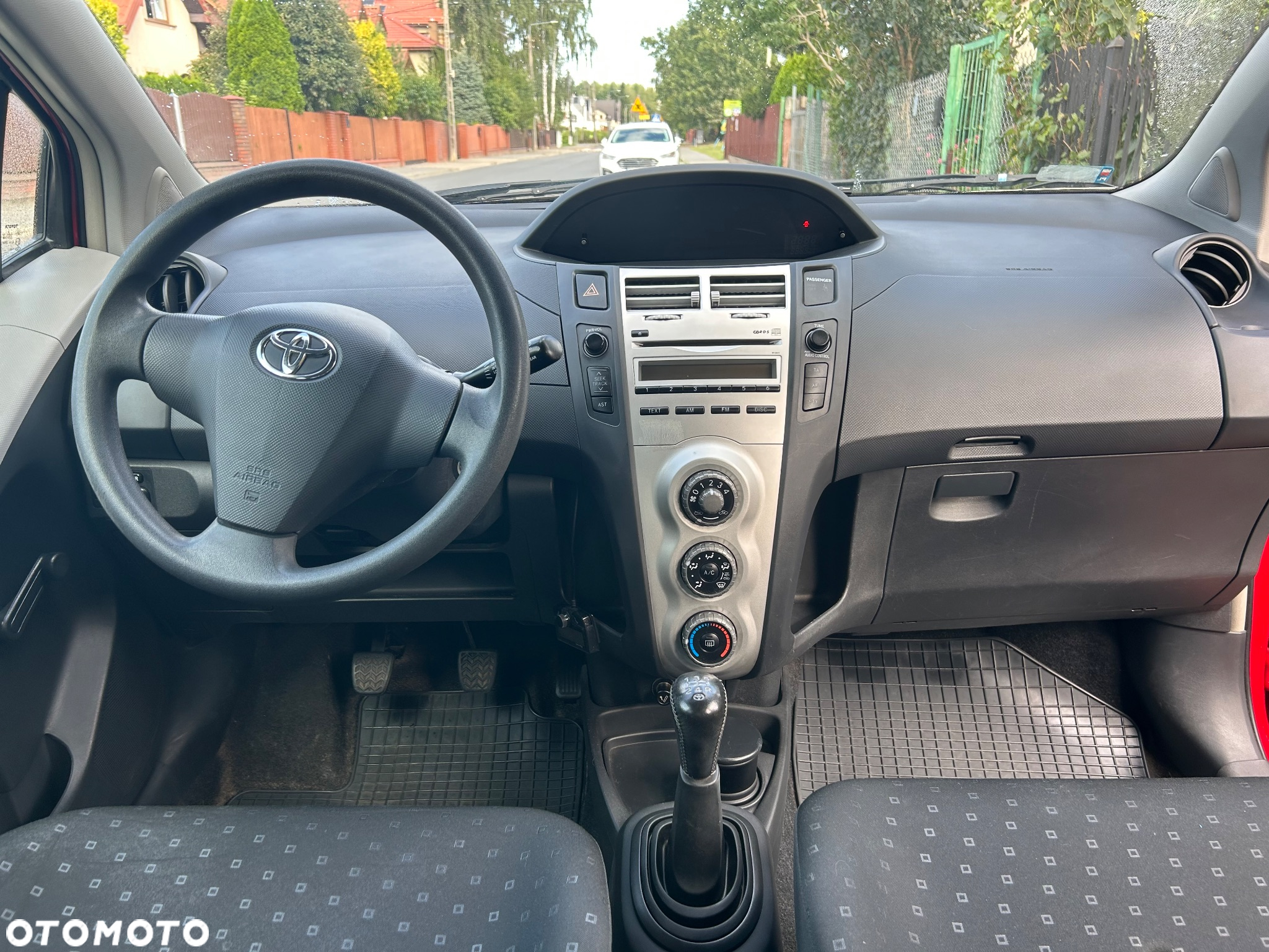 Toyota Yaris 1.0 Luna A/C - 13