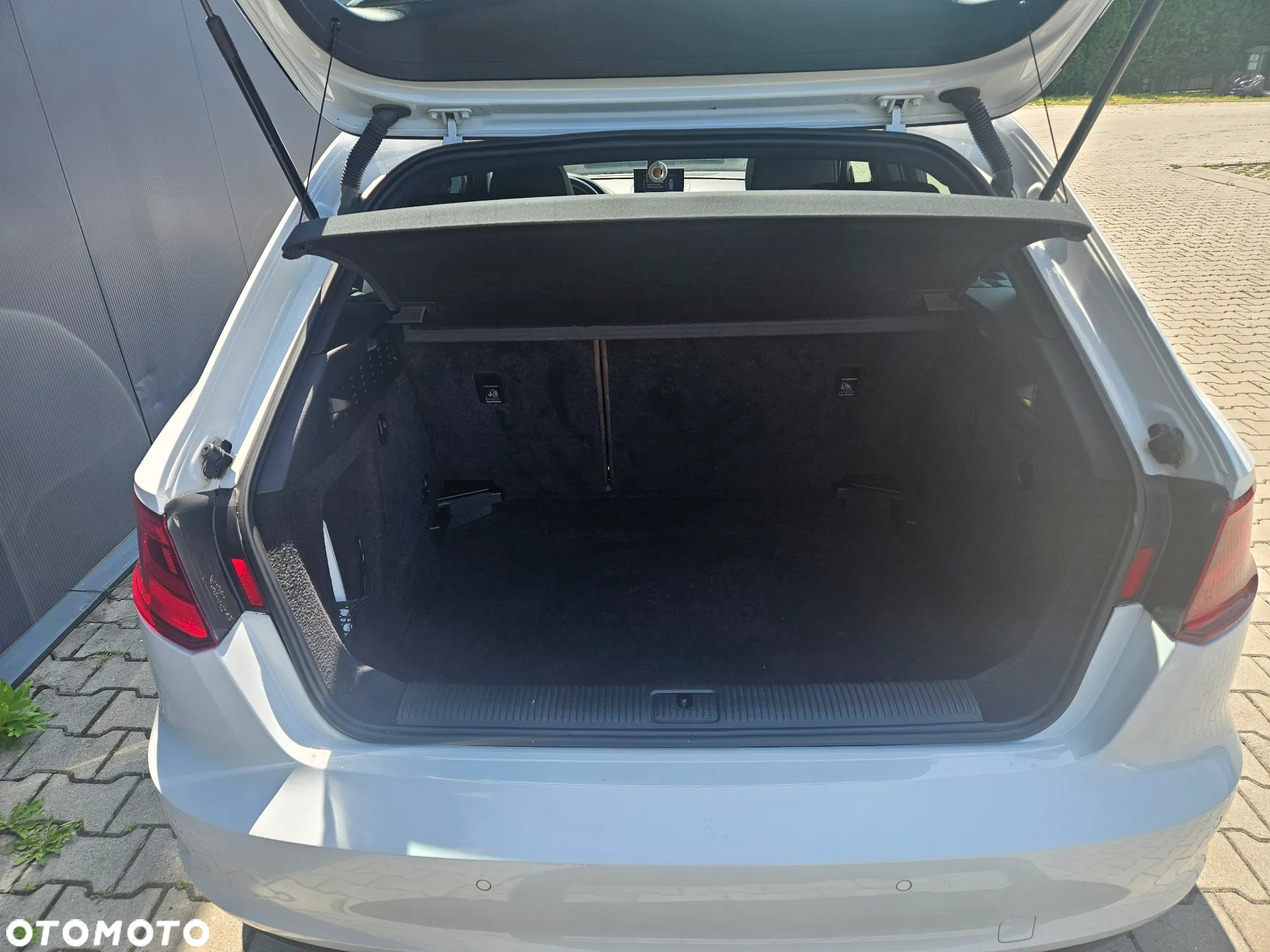 Audi A3 1.6 TDI Ambiente - 9