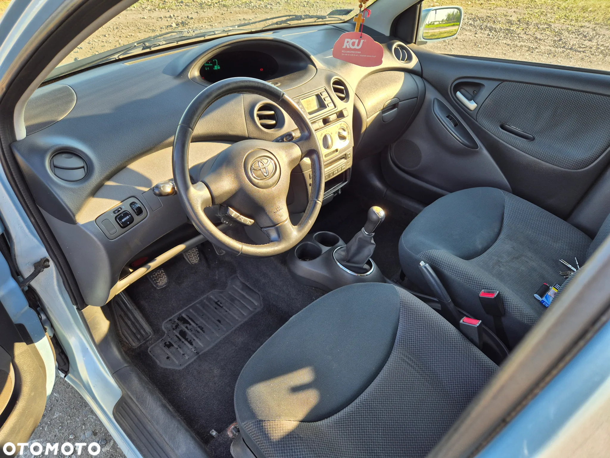 Toyota Yaris 1.3 Sol - 14