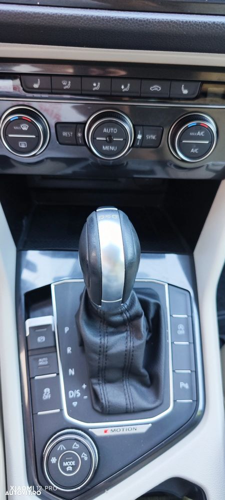 Volkswagen Tiguan 2.0 TDI DPF DSG 4Mot Comfortline - 32