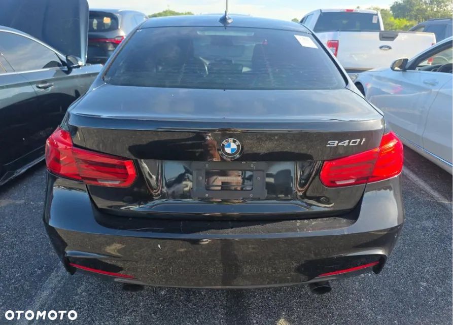BMW Seria 3 340i M Sport - 6