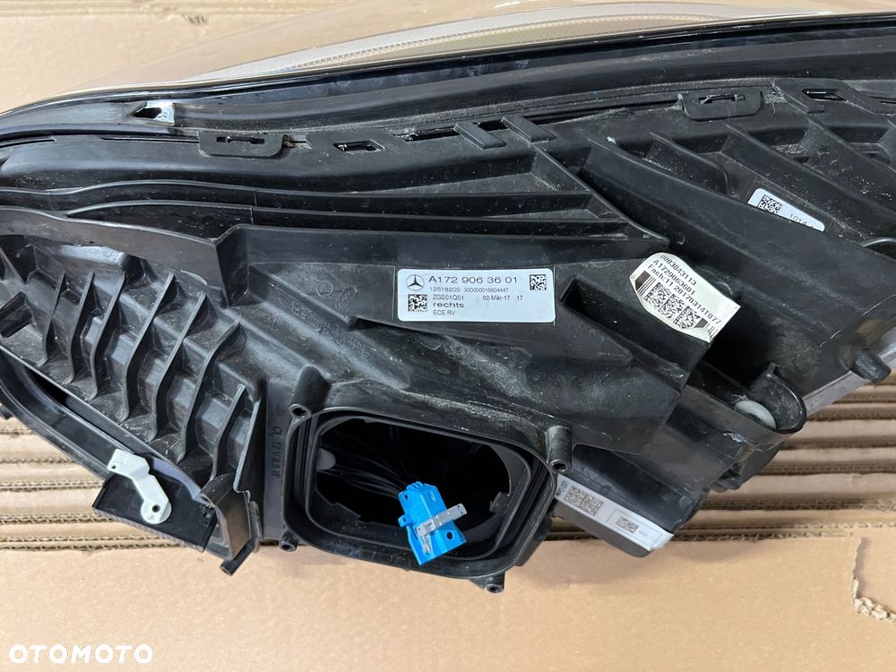 Mercedes-Benz SLC R172 Lampa przednia A1729063001 - 4