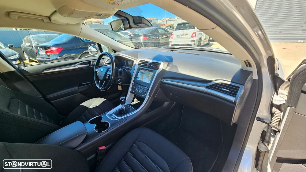 Ford Mondeo SW 1.5 TDCi Titanium - 32