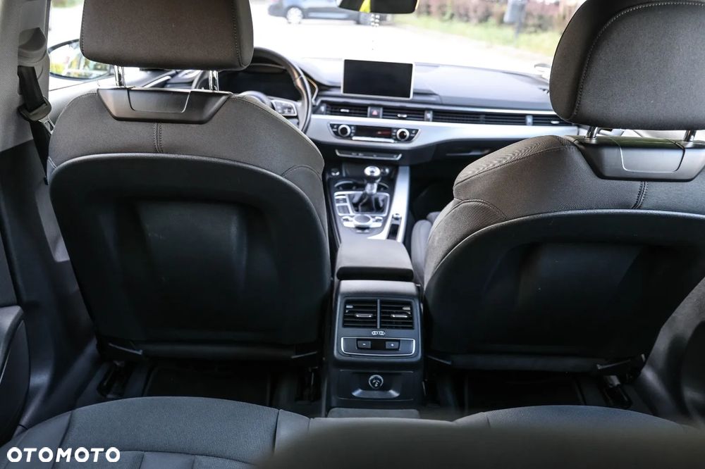 Audi A4 Avant - 13