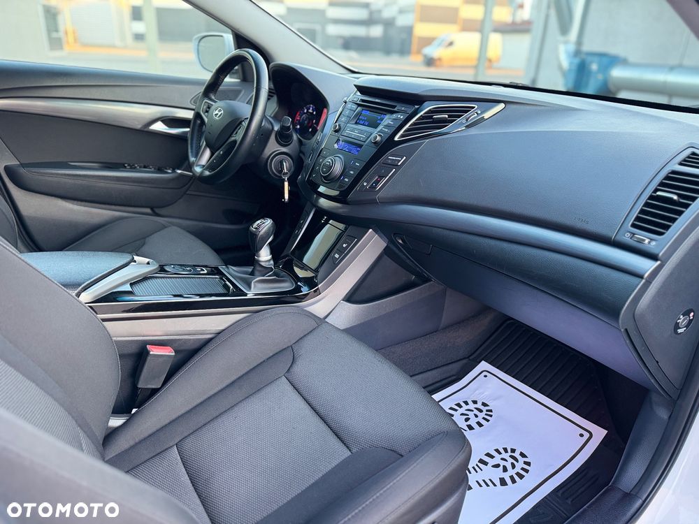 Hyundai i40 - 10
