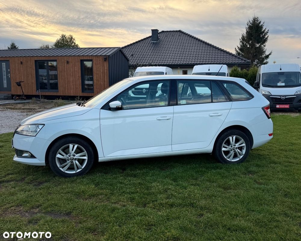 Skoda Fabia - 8