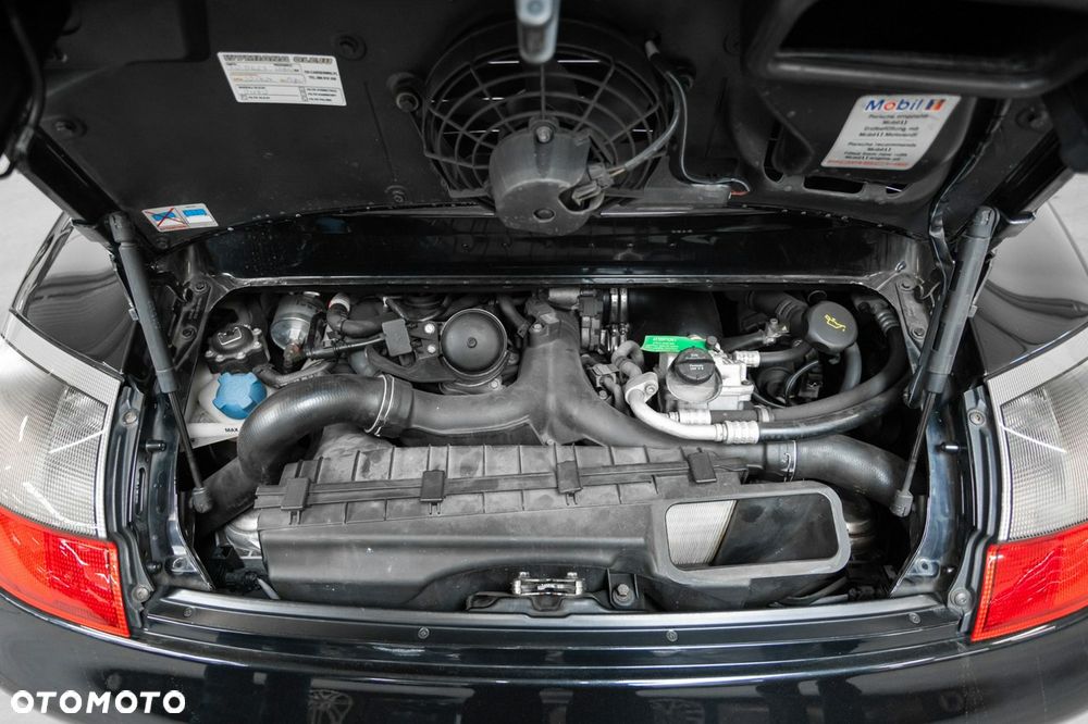 Porsche 911 - 12